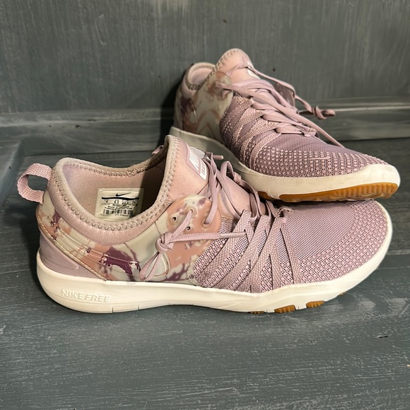 Nike Free Training Shoes - Picture 1 of 8